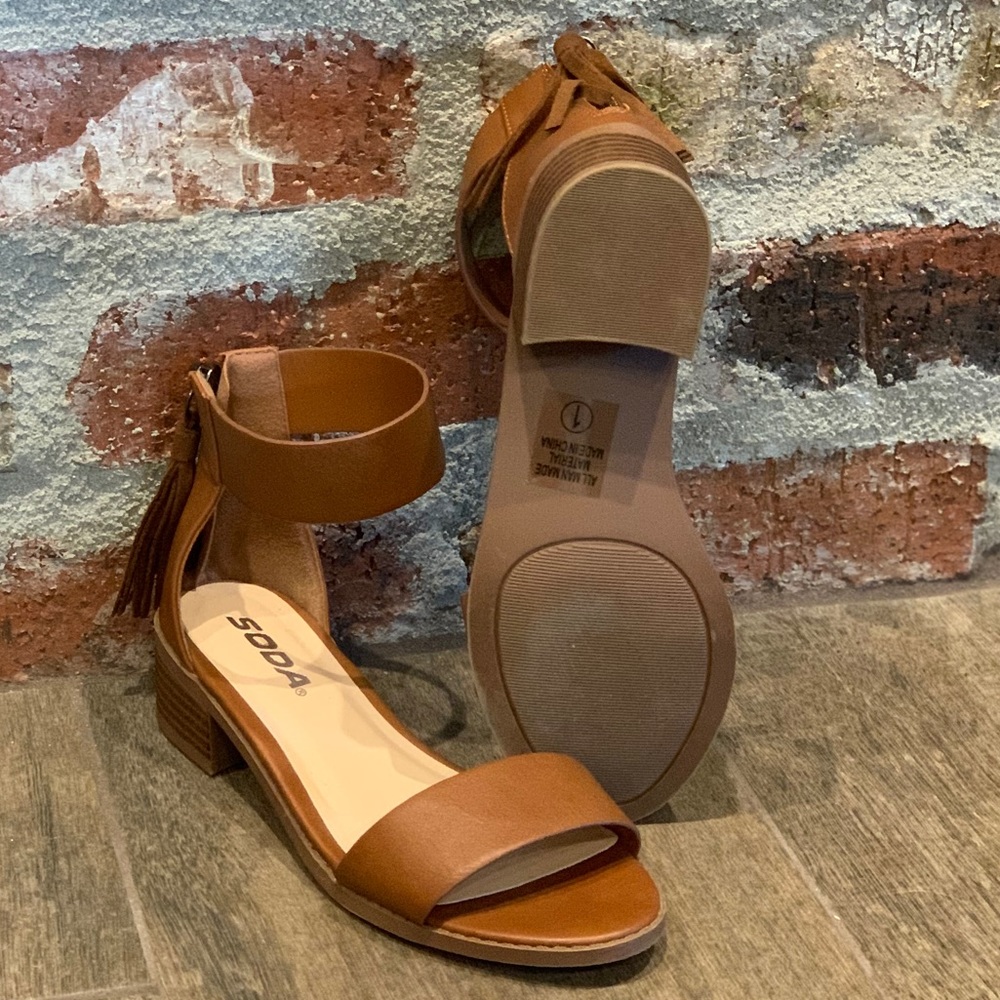 Dress sandals - Picture 2 of 3